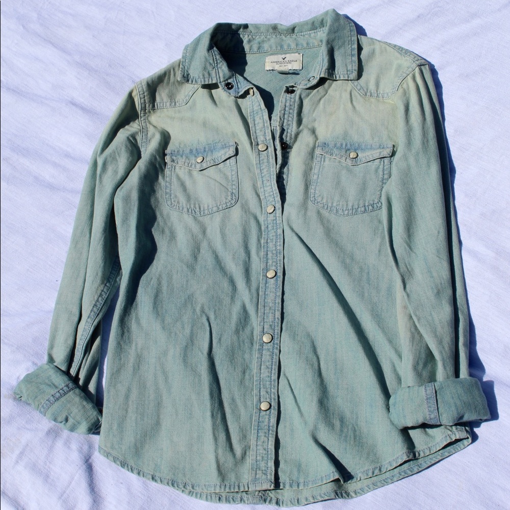 American Eagle Denim Button Up